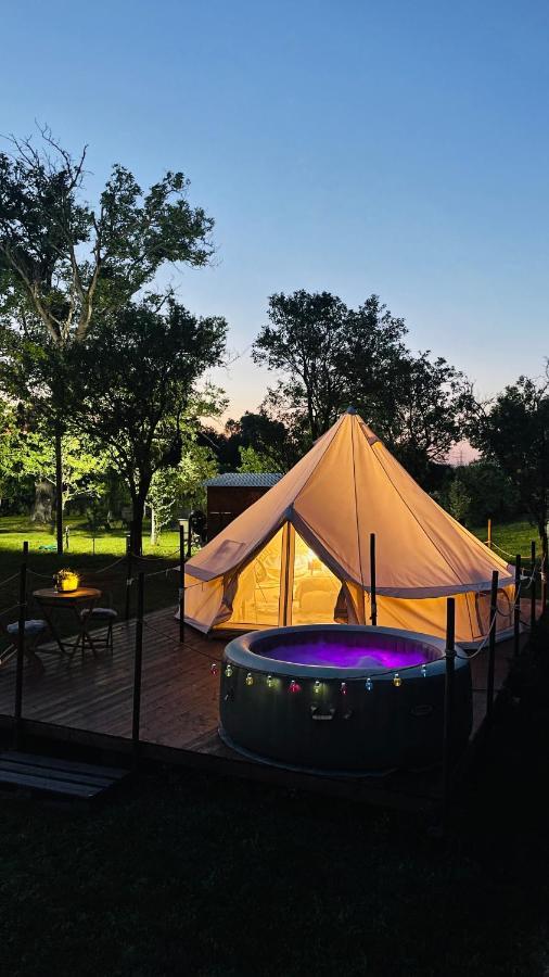 Bălan Green Garden Glamping Retezat מראה חיצוני תמונה