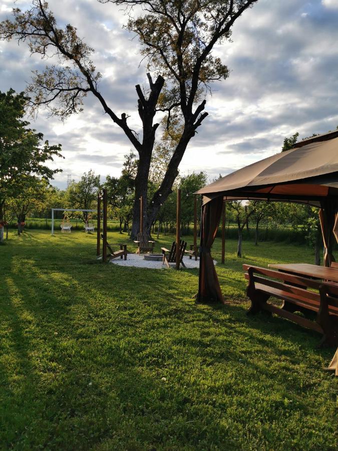 Bălan Green Garden Glamping Retezat מראה חיצוני תמונה