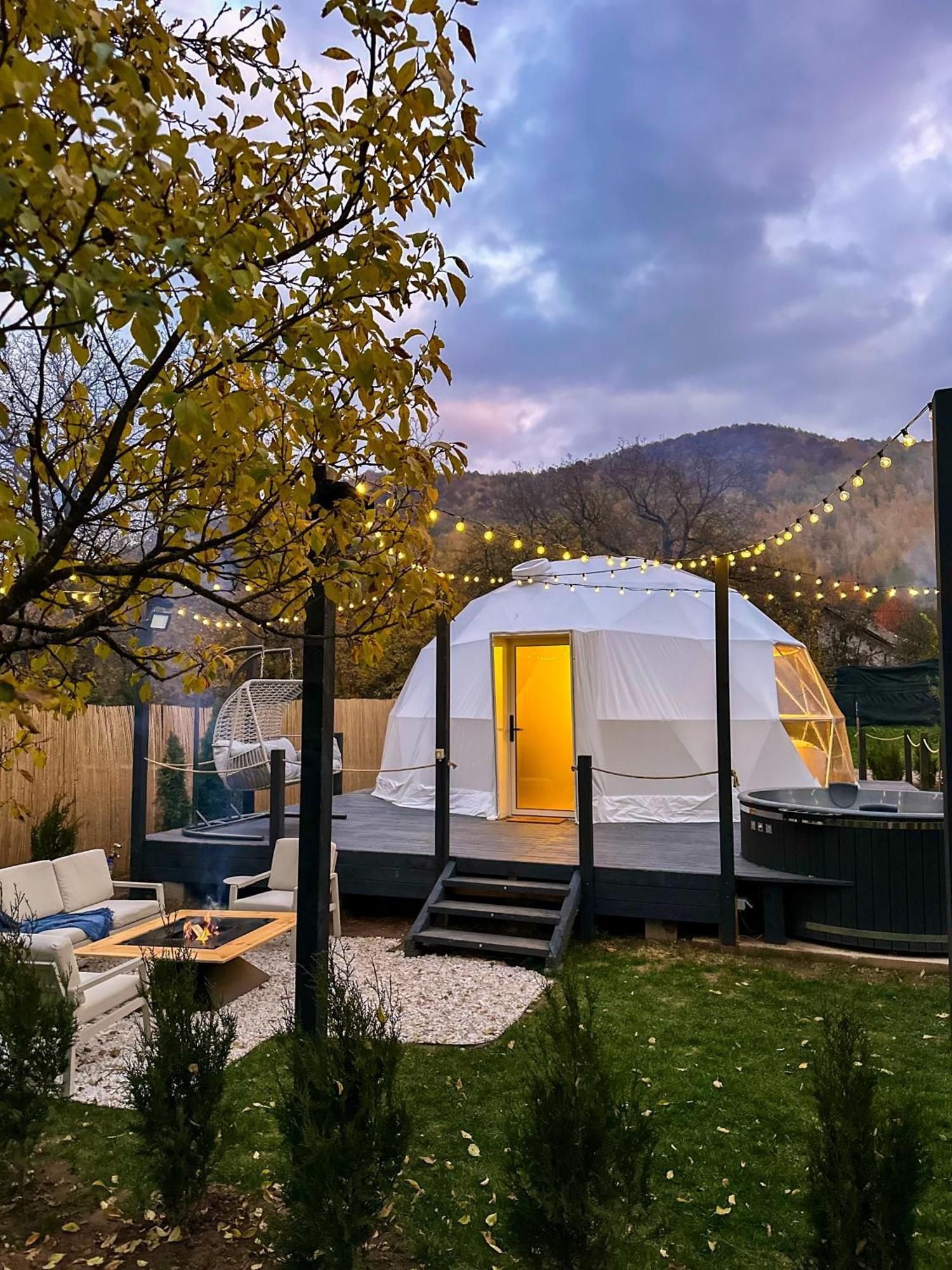 Bălan Green Garden Glamping Retezat מראה חיצוני תמונה